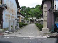 �����_��