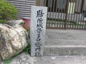 �c������