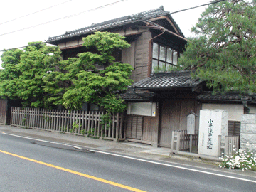 �����Q������